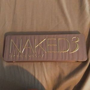 Naked 3 pallet